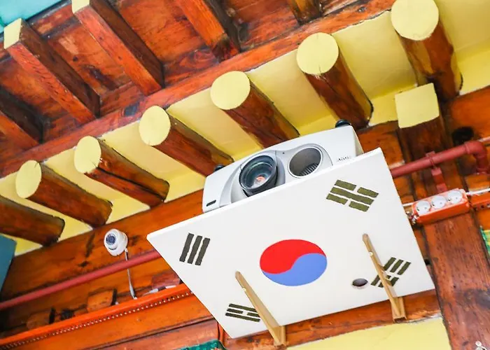 Uhbu's Hostal