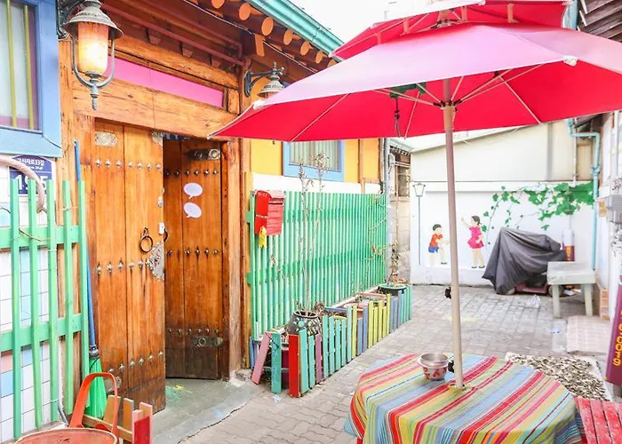 Uhbu's Hostal *